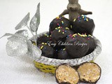 Peanut butter balls / chocolate dipped peanut butter balls / chocolate peanut butter