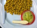 Easy To Make Snacks – Roasted Peas With Chutney