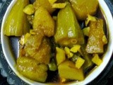 Vegetarian Curry With Pumpkin–Parwal–Potato And Coconut