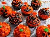 Halloween Special Vanilla Cupcakes /Vanilla cupcakes decorated on Halloween theme