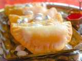 Best Gujiya Recipe (Indian Sweet Empanadas – Fried and Baked)