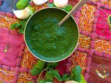 Copycat Cheesecake Factory’s Cilantro Sauce