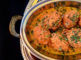 Kashmiri Dum Aloo (Potatoes in Thick Yogurt Gravy)