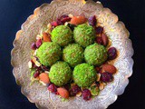 Matcha Oats Bliss Balls (5 Minutes Recipe)