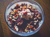 Meatless Monday: Healthy Breakfast Parfait – 2 Style (Fruit and Chocolate)