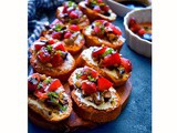 Quick Tomato Mushroom Crostini