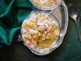 Suji ka Halwa – Sooji ka Halwa Recipe (Indian Semolina Pudding)