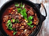 Kerala Chicken Curry Recipe - Nadan Kozhi Curry Recipe (No Coconut Milk)