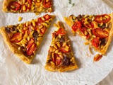 Recept hartige kaas tomaten pijnboompit taart
