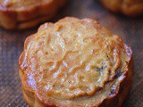 Chinese moon cakes