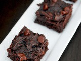 Eggless double chocolate fudge Greek yogurt brownies