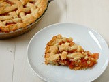 Fresh peach pie