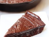 Fudgy skillet brownie