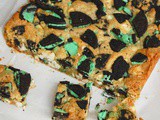 Mint cookies and cream blondies