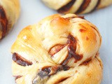 Red bean swirl buns