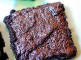 Super easy one bowl fudge brownies