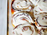 Sweet lemon sticky rolls