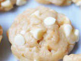 White chocolate macadamia nut cookies