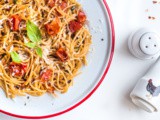 Whole wheat spaghetti with roasted tomatoes