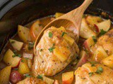 Crockpot Apple Chicken – Easy Slow Cooker Recipe with Tender Chicken & Caramelized Apples