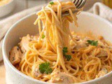 Easy Crockpot Cheesy Chicken Spaghetti – Best Slow Cooker Spaghetti Recipe for Busy Moms