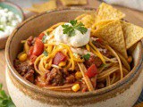 Easy Crockpot Taco Spaghetti Recipe – Creamy Slow Cooker Pasta the Whole Family Will Love