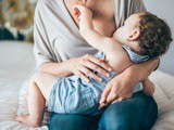 Benefits of breastfeeding for the newborn