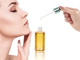 How do oils work for our skin (face)