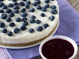 Cheesecake al cioccolato bianco e mirtilli