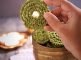 Baked Spinach Murukku | Palak Chakli in oven