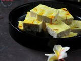 Bhapa Sondesh | Steamed Cottage Cheese Fudge (microwave steaming)