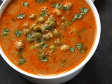 Green Peas Foxnut Curry | Matar Makhana Curry