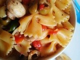 Farfalle with mushrooms (authentic italian)