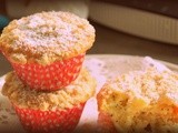 Orange and poppy seeds muffins with a crumble