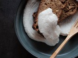 Apfelbrot mit Honig-Ricotta