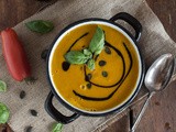 Geröstete Kürbis- & Tomatencremesuppe