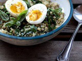 Schnelle Mangold & Quinoa Bowl