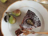 Schoko-Mandeltarte mit Zimt & pochierten Karamellbirnen