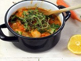 Weiße Bohnen & Mangold Minestrone auf Quinoa