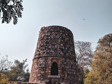 Chor Minar New Delhi – a 13th century minaret where heads of thieves used to be displayed