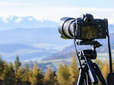 How can you click photos on solo traveling? Solo Traveling photograp