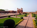 Top 10 places to visit in Fatehpur Sikri – a travel guide