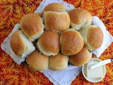 Buttery Sourdough Dinner Rolls #BreadBakers