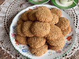 Oaty Honey Cookies