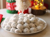 Pecan Snowball Cookies #CreativeCookieExchange
