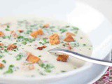 Velouté van witloof met spekjes en korstjes