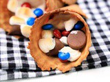 25 Camping Snacks That’ll Keep Everyone Happy by the Fire