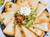 25 Kid Friendly Meals That Actually Get a Thumbs-Up