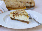 Apple Crumble Cheesecake