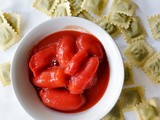 Vegan Ravioli with Tomato and Pepper Sauce